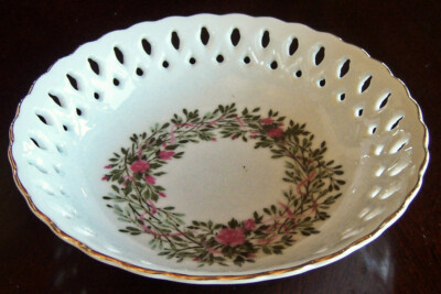 Vntg 1988 Avon President's Club ''BIRTHDAY GIFT'' Candy/Trinket/Jewelry Dish -NIB!
