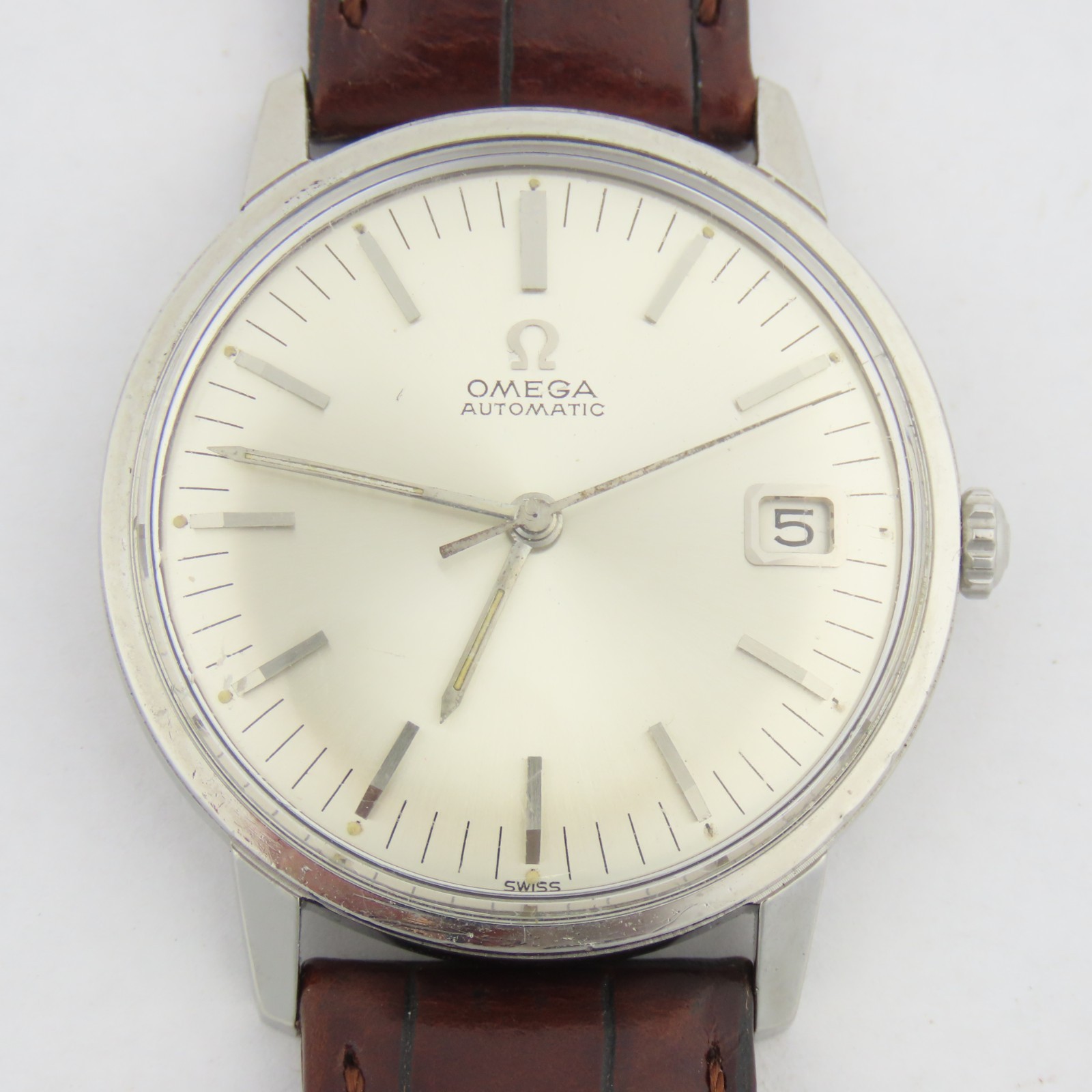 166.002 jewel Automatic Wristwatch Omega Pristine Reference Men’s 560 Model 17 - VintageWatches.PK 166.002 jewel Automatic Wristwatch Omega Pristine Reference Men’s 560 Model 17 - vintagewatches.pk