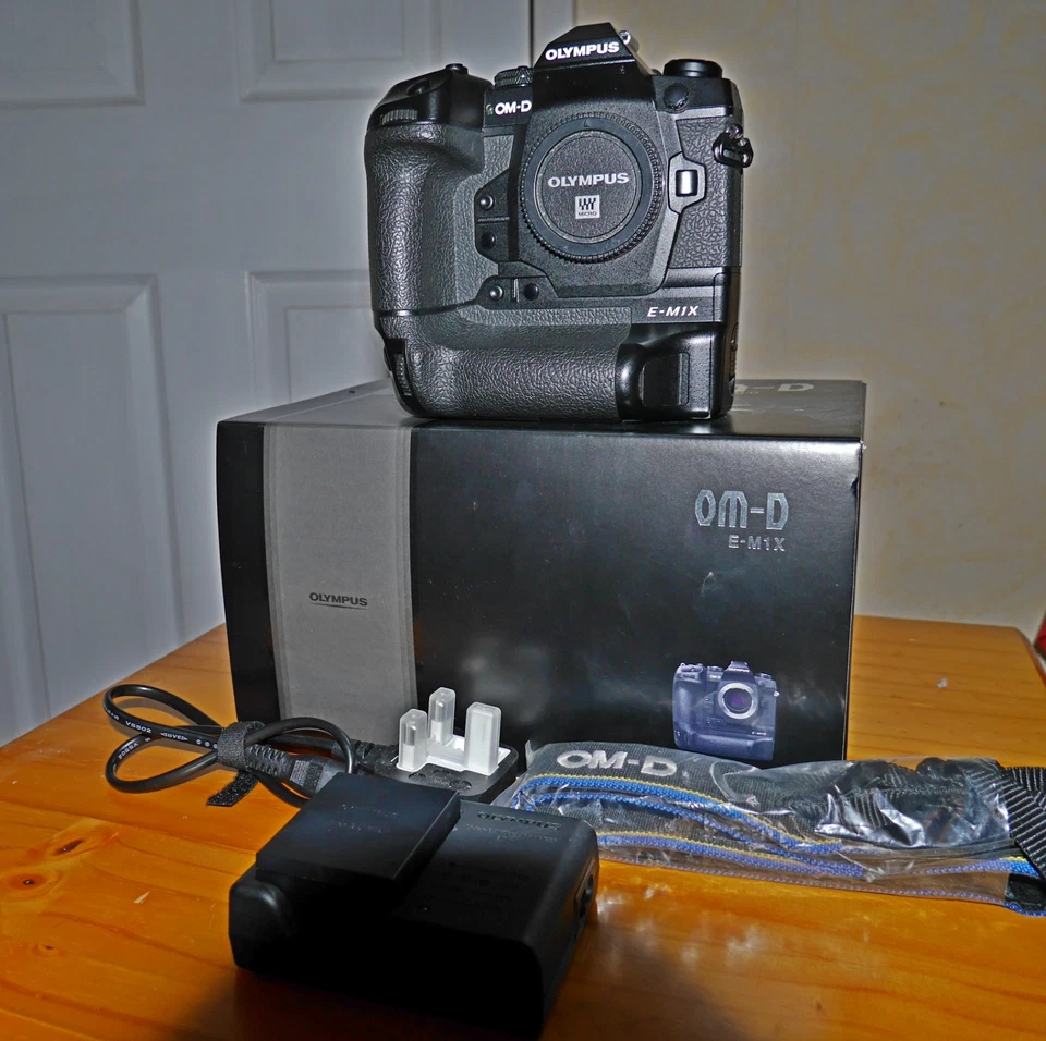 Olympus OM-D E-M1X, photo 1 of 5