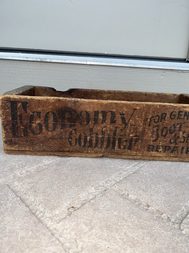 VINTAGE ECONOMY COBBLER ADVERTISING WOOD BOX W/ Tools - Picture 15 of 20
