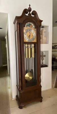 Herschede Model #234 - Haverford Grandfather Clock . Gold Dial, 9 tube, Mahogany