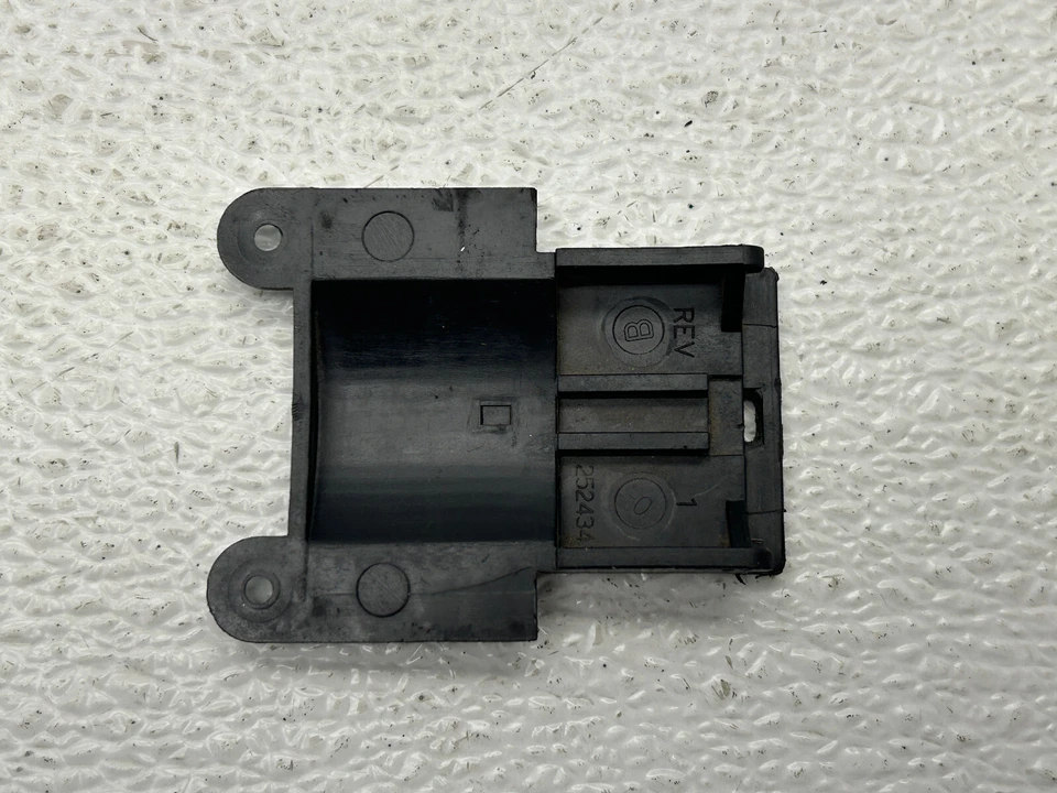 14-23 HARLEY TOURING STREET TRI ELECTRA GLIDE IGNITION SWITCH KNOB HOUSING PARTS - Image 3 of 4