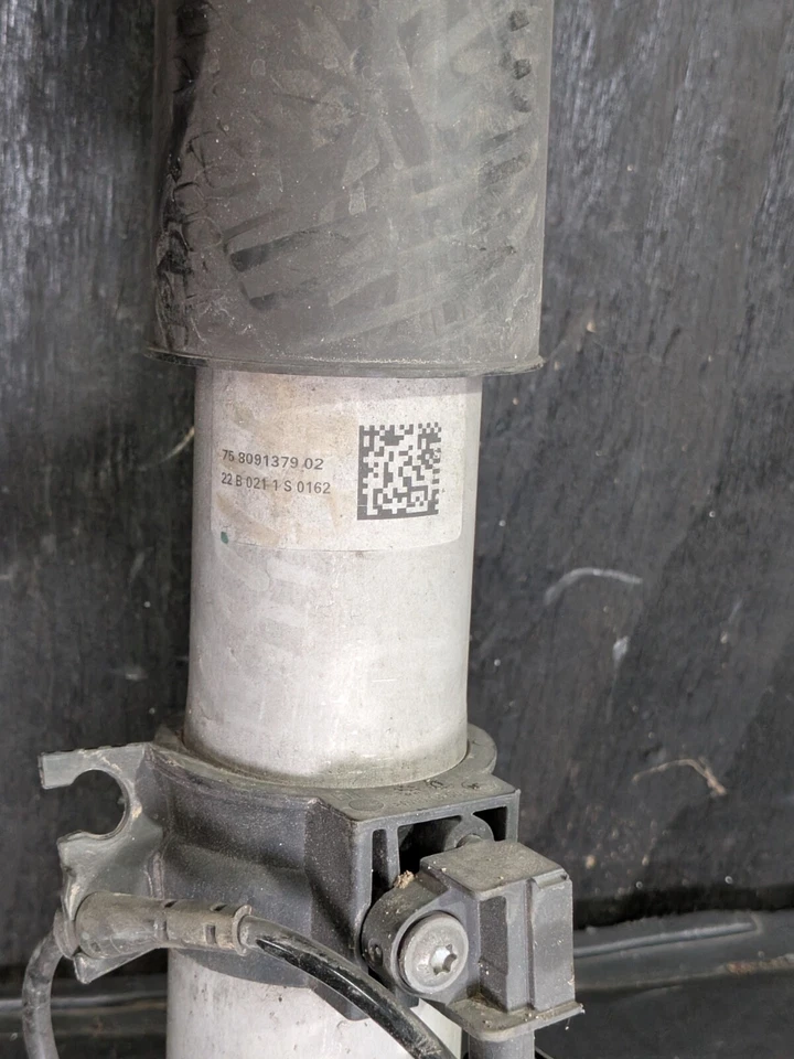 21-25 BMW M3 M4 G82 G83 REAR LEFT DRIVER SIDE SHOCK ABSORBER STRUT W EDC - Image 2 of 4