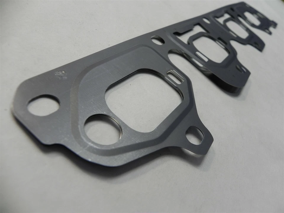 GM #12589453 EXHAUST MANIFOLD GASKET 2008-09 SATURN VUE 2007-08 SATURN AURA ... - Image 3 of 4