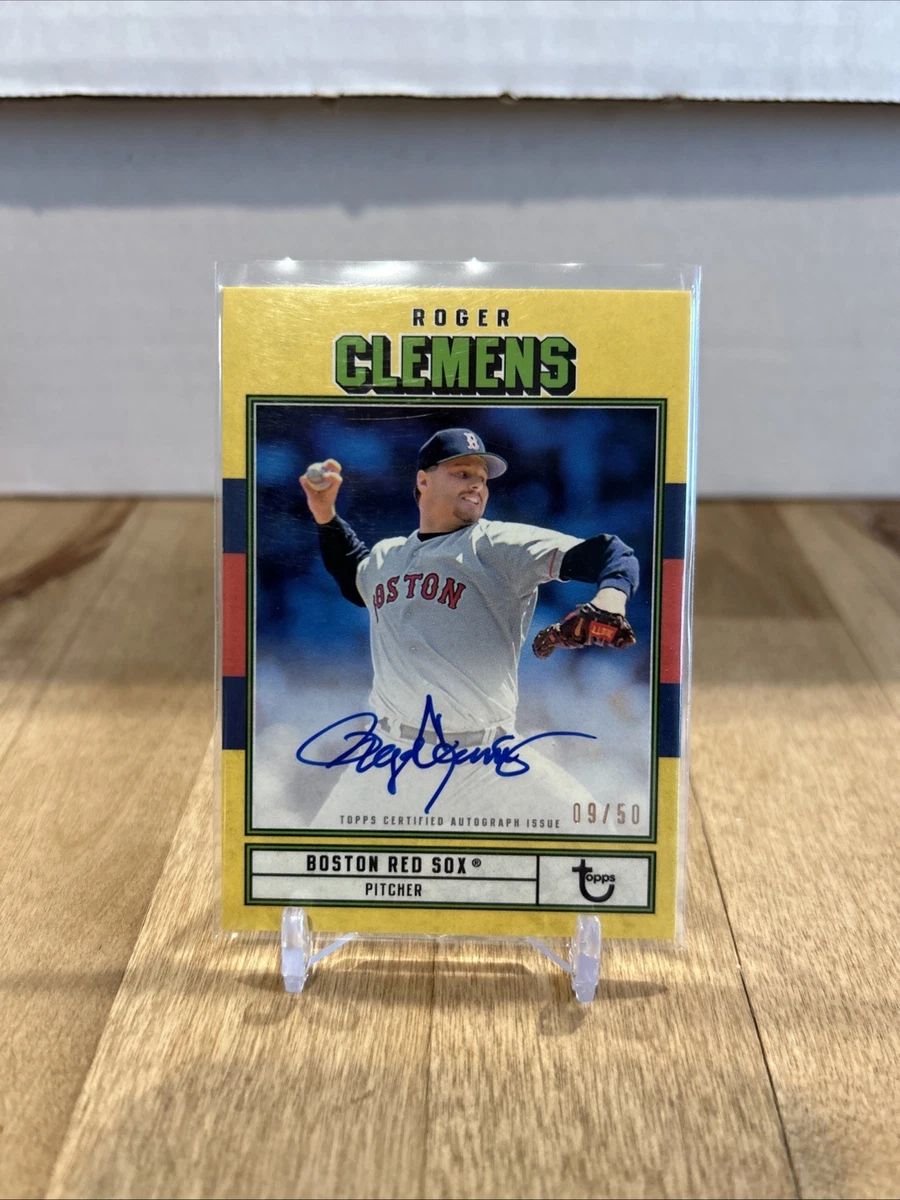 Topps Roger Clemens Baseball Autographed Sports Trading Cards