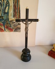 Croix Christ en bois noirci XIXème