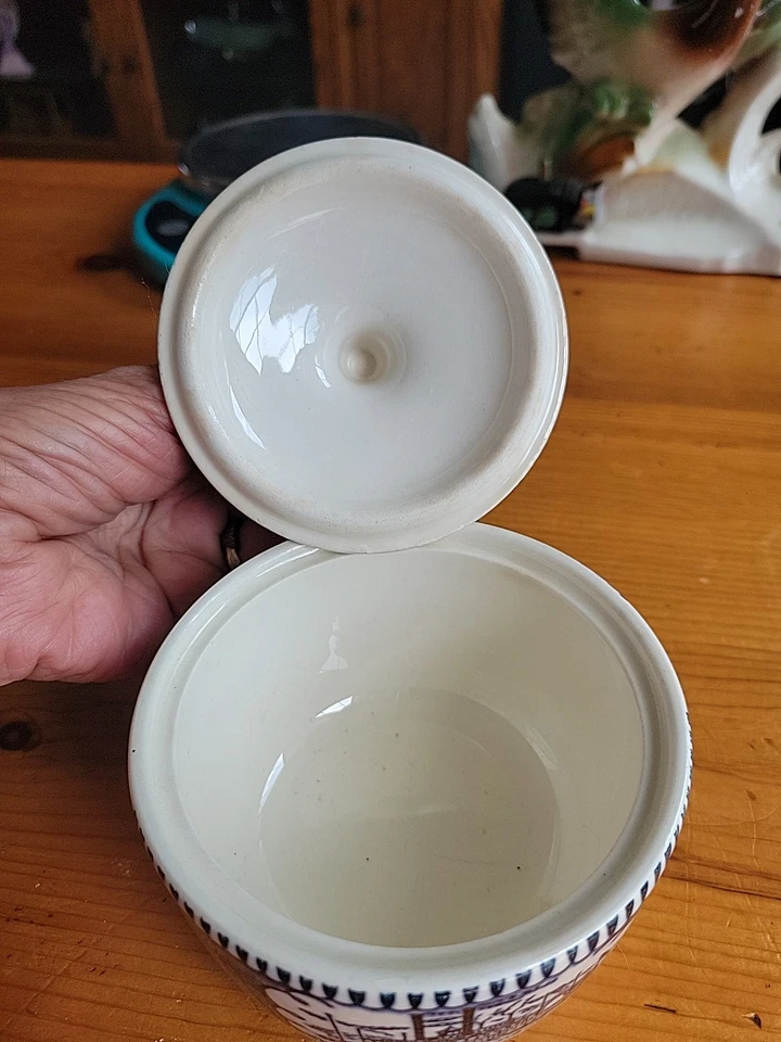 Vintage Ceramic White & Blue Sugar Bowl With Lid Steamboat Scene - Image 3 of 4