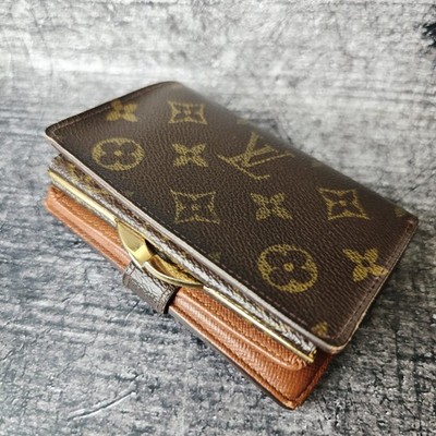 Louis Vuitton Monogram Kisslock LV Bi fold Wallet Kiss Lock W32