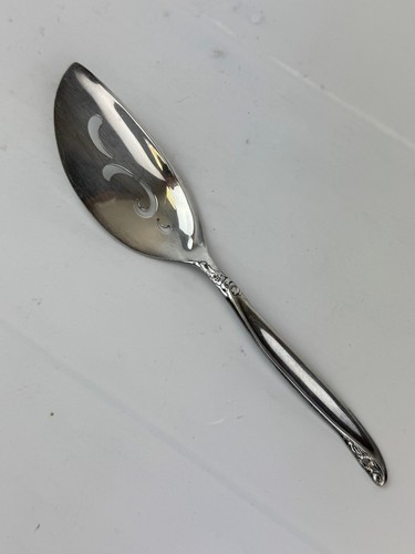 Vintage 1847 Rogers Bros Leilani Pie Cake Server IS Silver Plate Pierced Slotted - Picture 4 of 6
