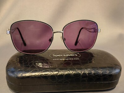 Aurora Sunglasses by Specsavers. The temples of the setting are with crystals.
