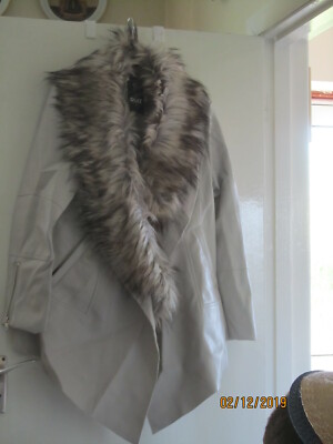 fur collar waterfall jacket