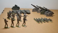 Vintage A.C. Gilbert Lead Toy Soldier Guns Kaster Kit 27 pieces ships tanks