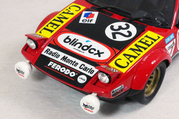 Kyosho minicar 1/18 scale De Tomaso Pantera 1972 Le Mans 24