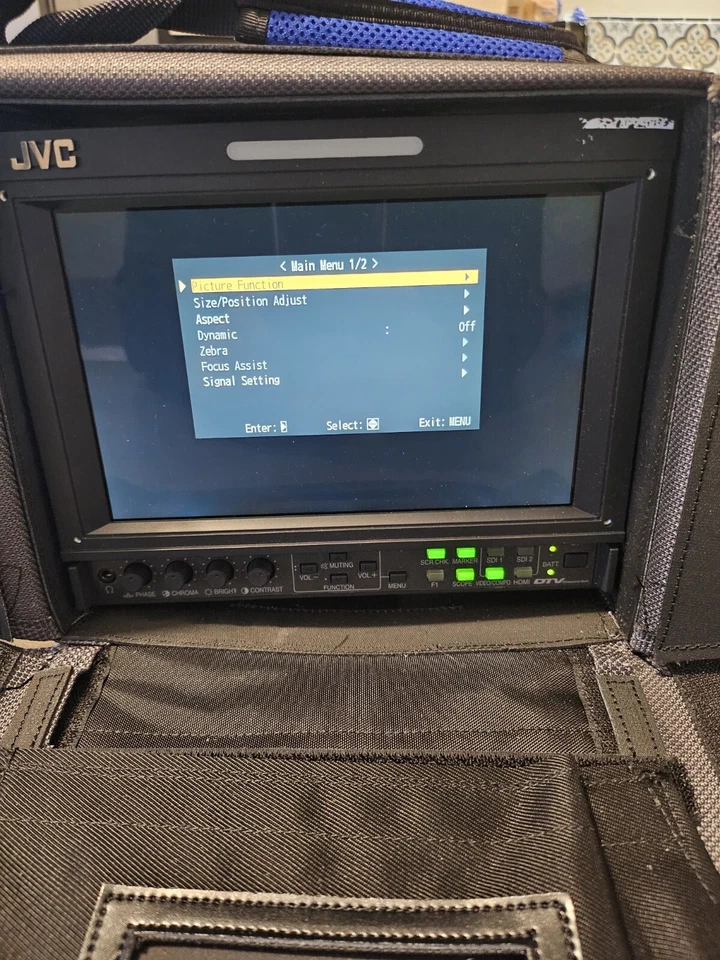 Moniteur De Terrain JVC DT-F9L5 - Image 2 of 4