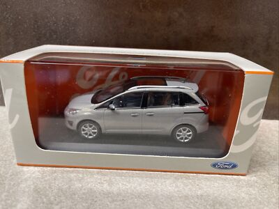1:43 Ford Grand C-Max von Minichamps in pearl grey 403089103 HÄNDLERMODELL