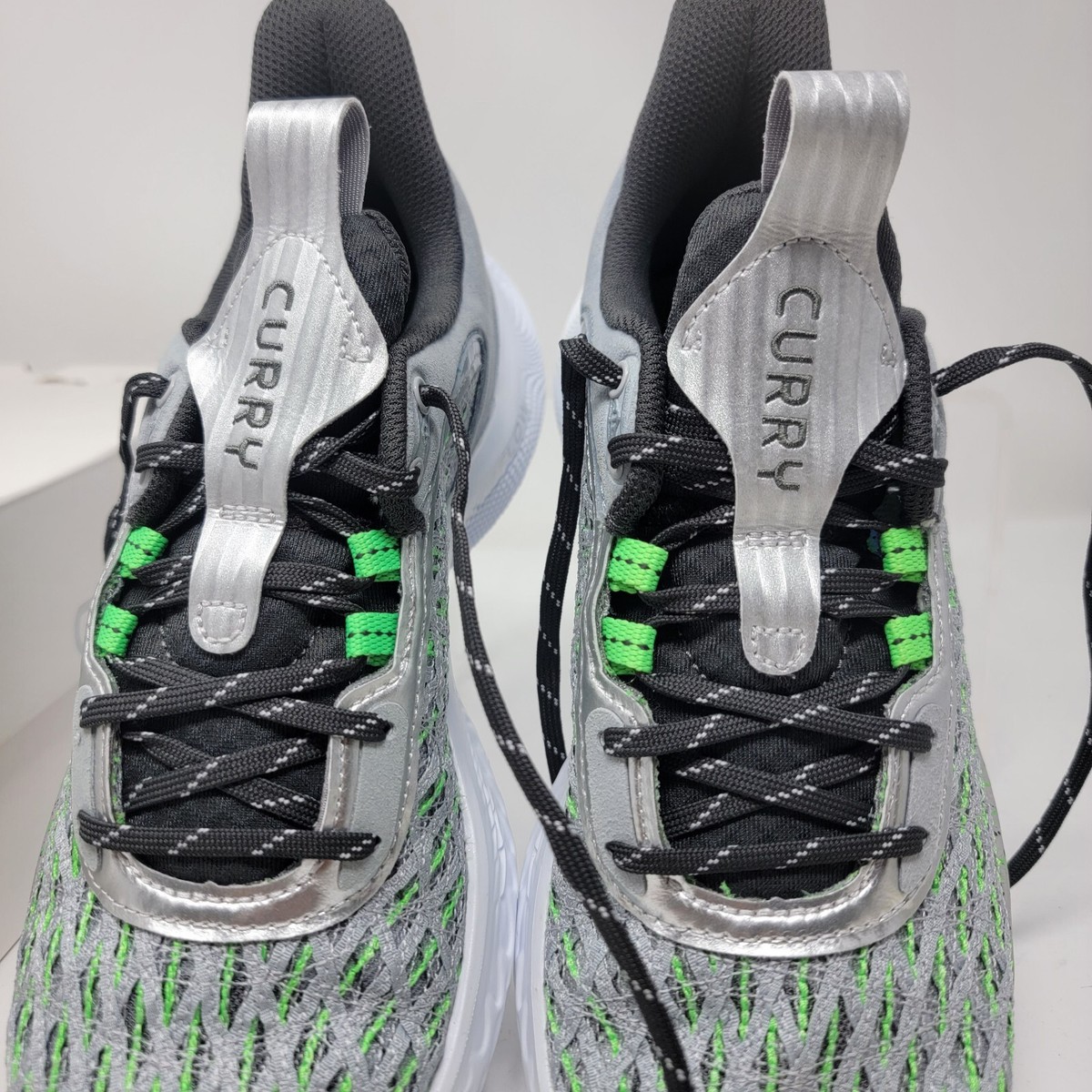 Under Armour Curry 9 Street Pack Talking Trash Womens 9.5  display picture 2