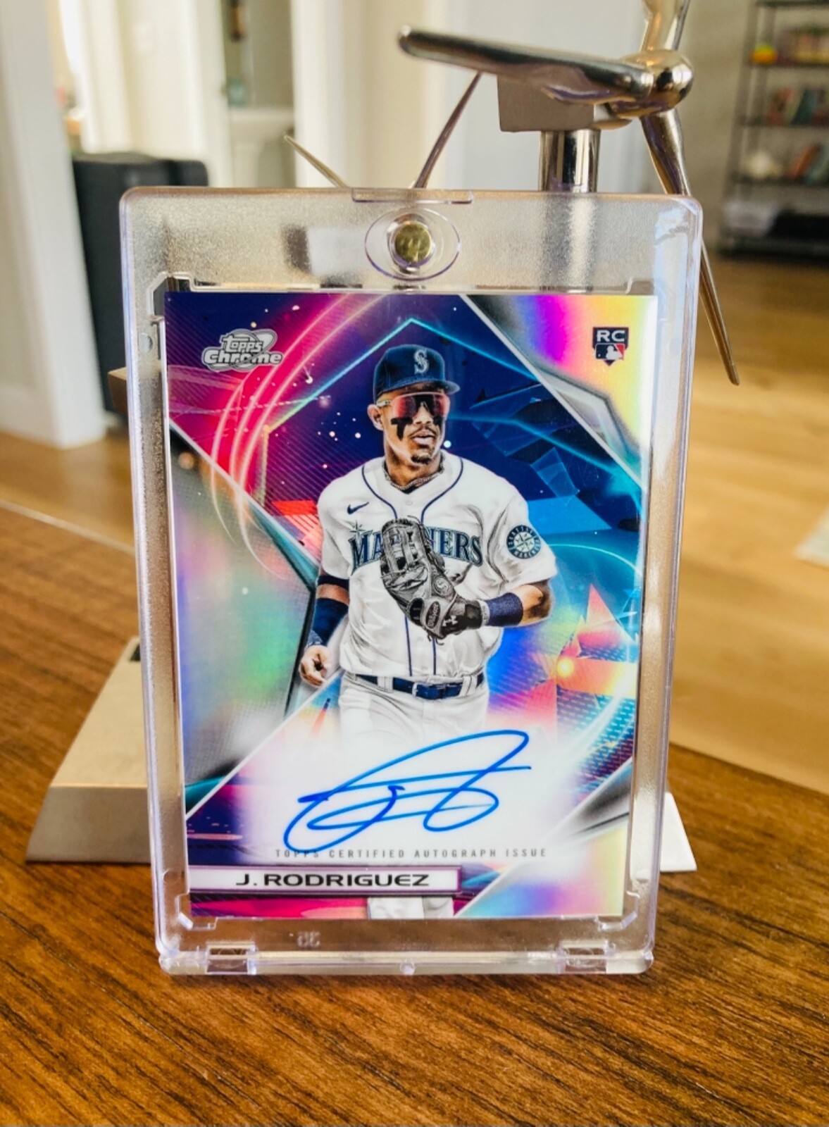 Julio Rodriguez #CCA-JRO Baseball Cards 2022 Topps Cosmic Chrome Autographs trading card — raw and PSA graded price guide