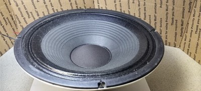HARTKE G1280 GUITAR SPEAKER..POWERED BY CELESTION...12in 80WATTS...16 OHM
