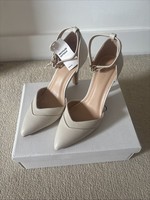 Anna FieldClassic heels - off-white