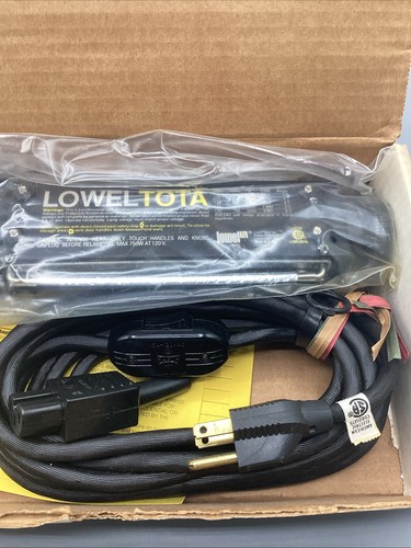 NOS Lowel Tota-Light T1-10 Tungsten Flood Light 500W Studio Video Photography - Foto 4 di 8