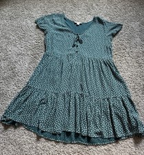 Women’s M Tiered babydoll mini dress American Eagle Floral Ruffle-Sleeve Y2K