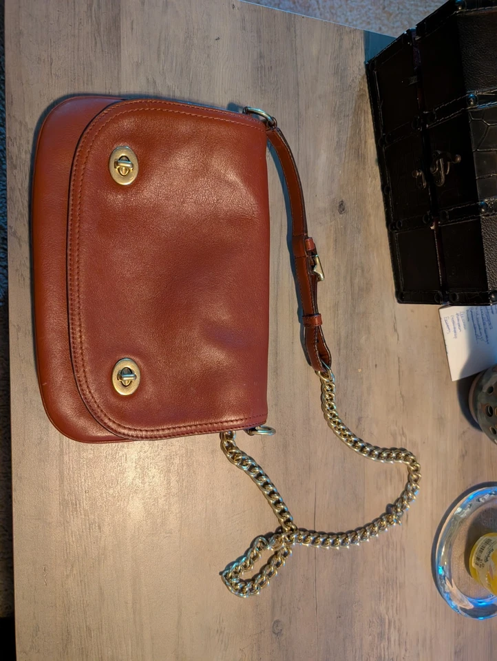 Bolso de hombro Coach Legacy de cuero con doble solapa reforzada 25361 marrón coñac Foto 2 de 4