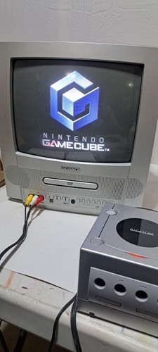 Magnavox MSD513E 13" CRT TV DVD MP3 Retro Gaming TV TESTED Working Minor Scratch - Picture 2 of 13