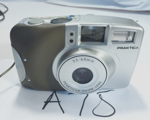 Praktica Z-60 35mm Film Point and Shoot Camera refm