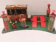MARX Roadside Rest Service Station, Tin Litho, 1930s w/ accessories