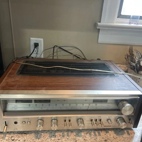 PIONEER SX-780 AM/FM STEREO RECEIVER Vintage  Tested & Working watch video