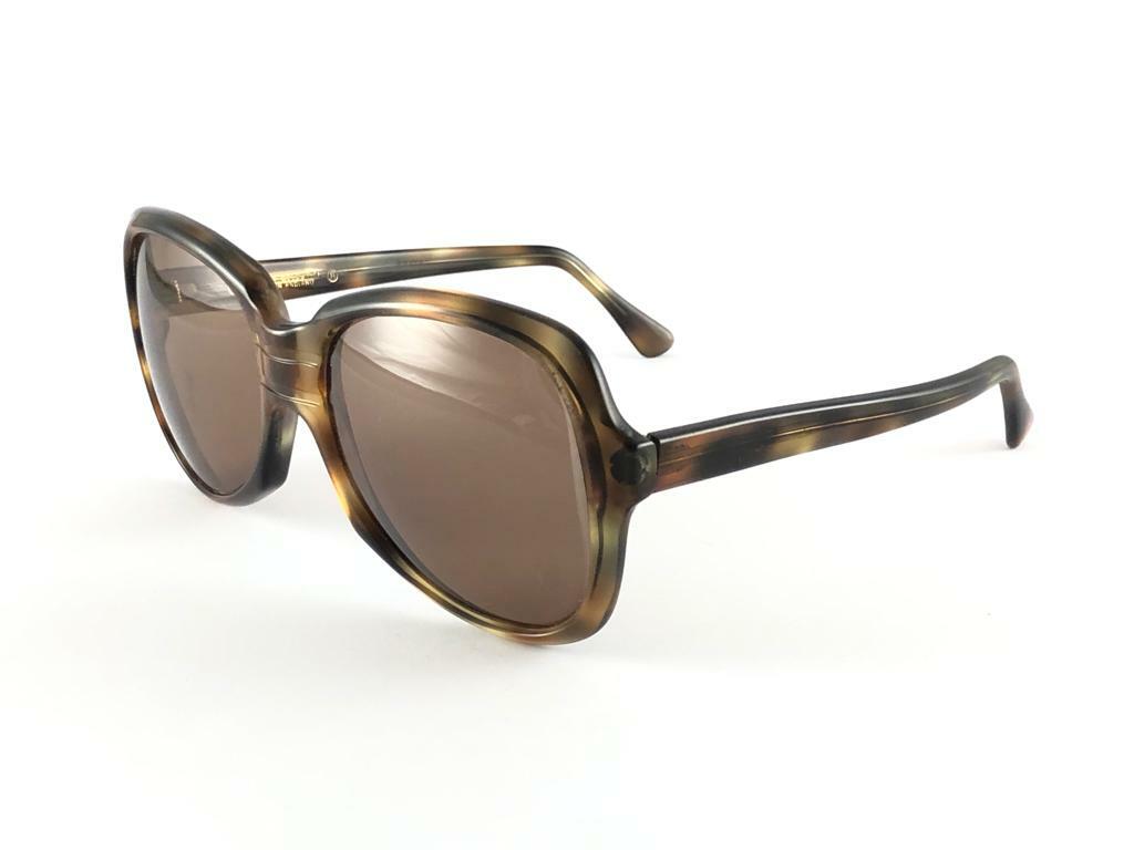 VINTAGE OLIVER GOLDSMITH HAMPTON OVERSIZED TORTOISE MADE IN