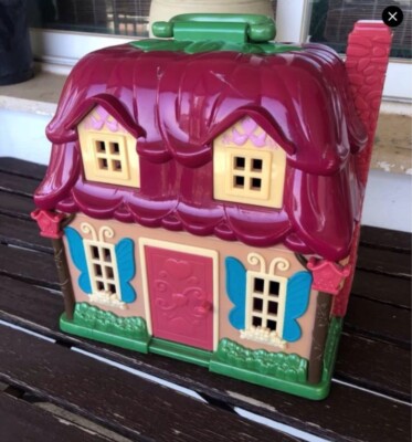 Lil Woodzee'z Casita con Familia Ardillas, Pareja Conejos, Muebles, Complementos