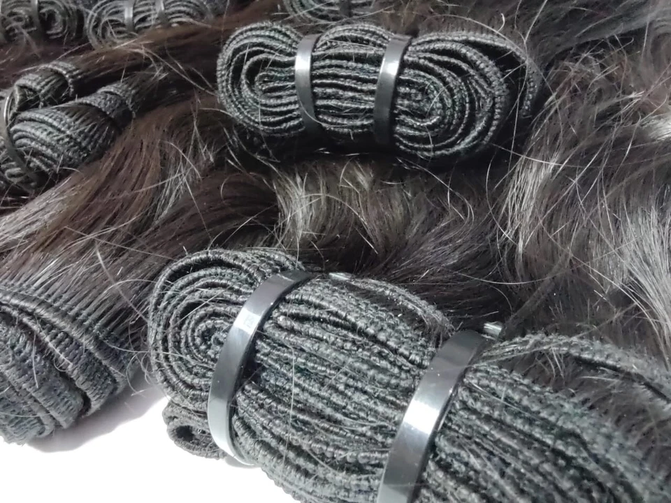 Paquete de cabello rizado indio crudo, cabello de templo 100 % cabello indio, extensión de cabello humano Foto 4 de 4