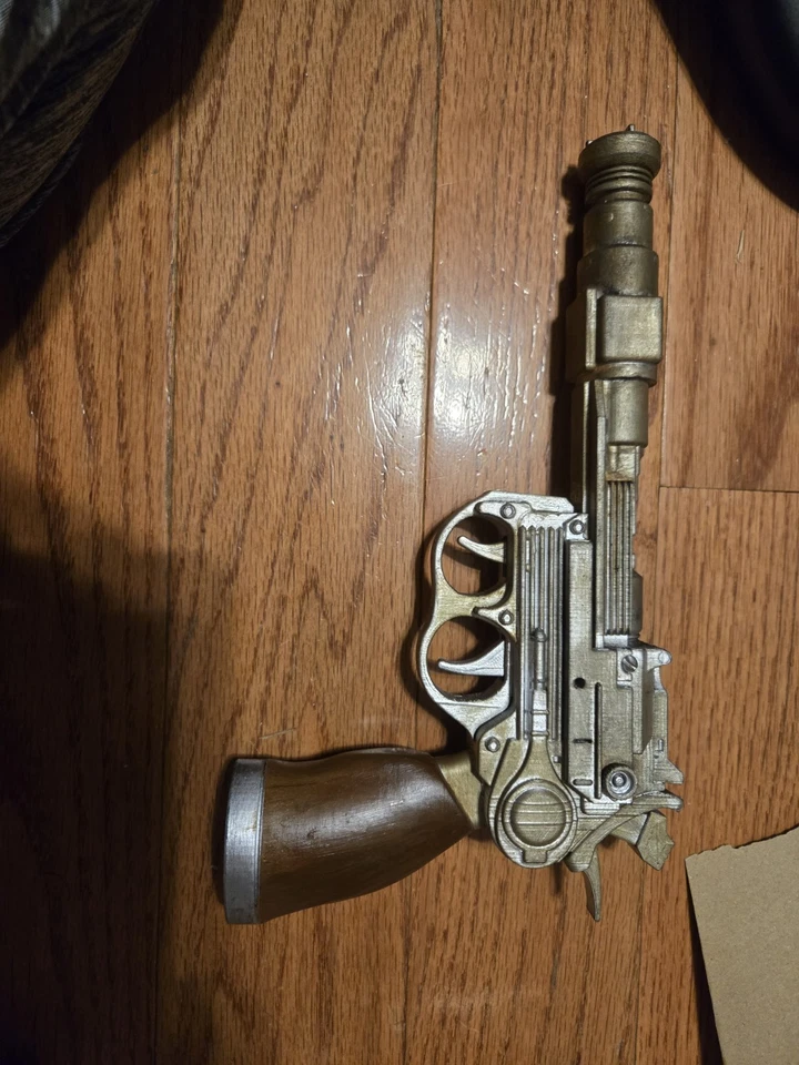 Bláster de utilería pintado impreso en 3D Star Wars DX-13 con disparadores móviles Foto 2 de 2