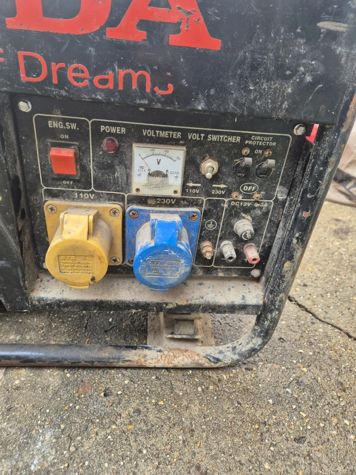 Honda Gx200 6.5 Generator Working 110v /230v - Image 2 of 4