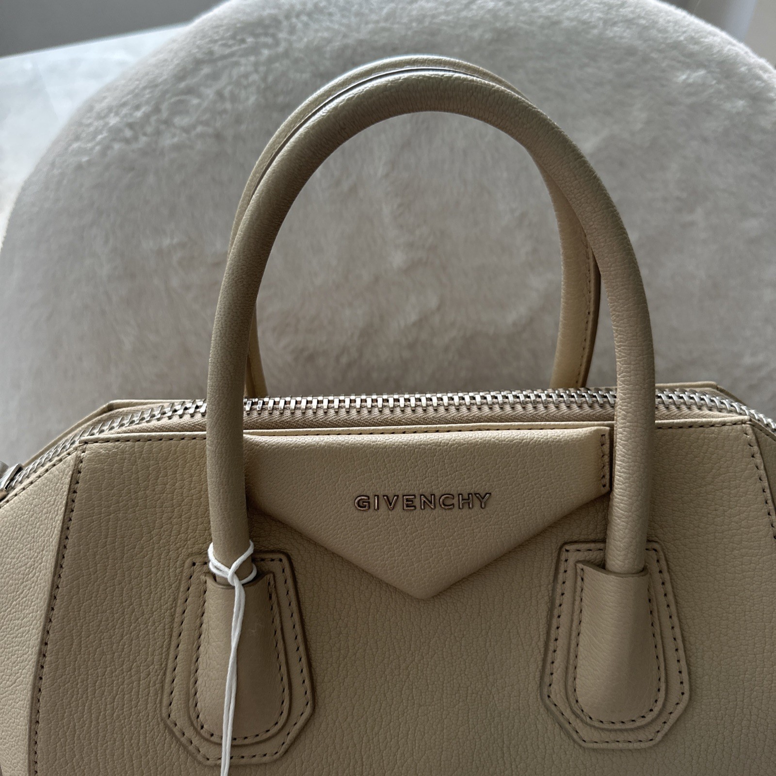 Givenchy Small Antigona Bag In Beige — image 9