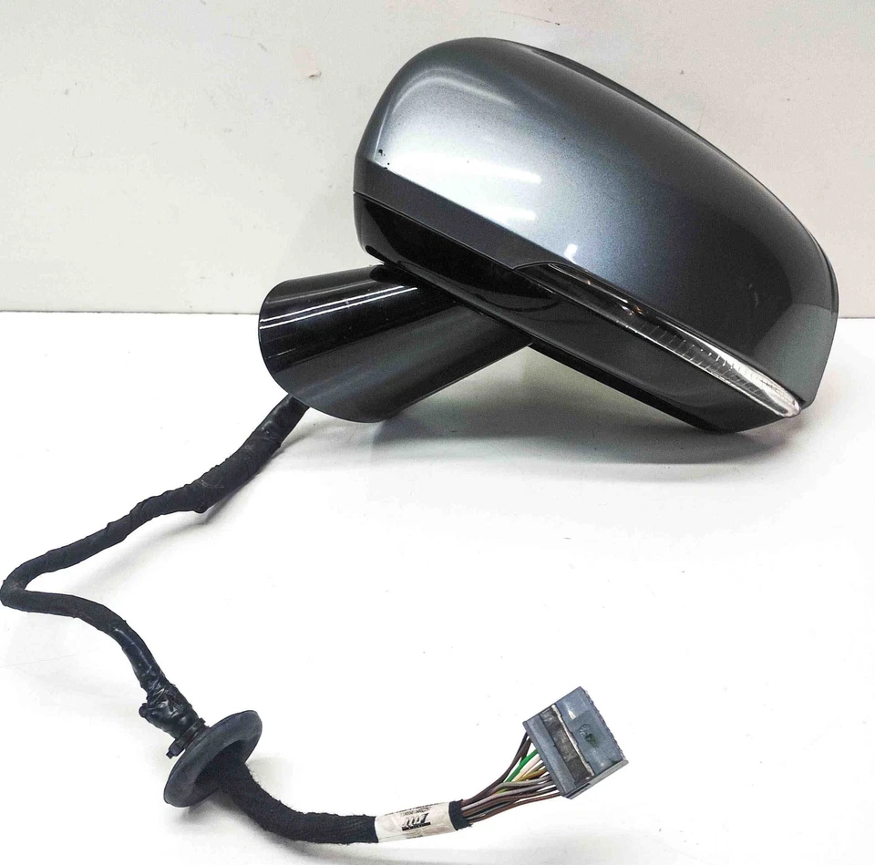 Retrovisor exterior izquierdo VOLVO V60 II Cross Country 21026261 2.0 gasolina 32032728 Foto 2 de 4