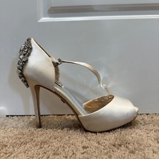 Badgley Mischka Embellished Heels Peep Toe Bridal Wedding Shoes 6.5
