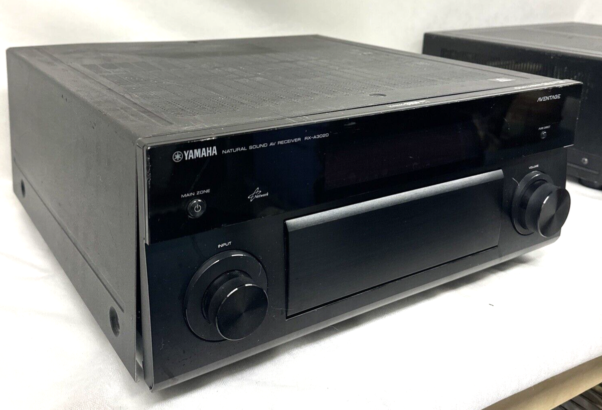 YAMAHA製 AVENTAGE RX-A3020 AVレシーバー ジャンク品 Yamaha Aventage RX-A3020 9.2 Surround Home Theater A/V Receiver