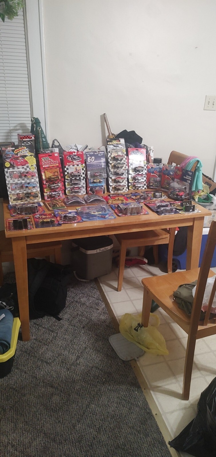 diecast cars 1 24 nascar lot For Any Information Or More Pics Please