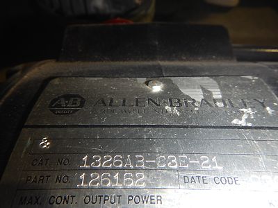  Allen Bradley 1326AB-C3E-21  3PHASE AC SERVO MOTOR