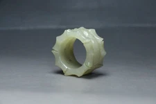 China Antique Qing Dynasty Old Hetian Jade Carved Bamboo Ring Statues Figurines