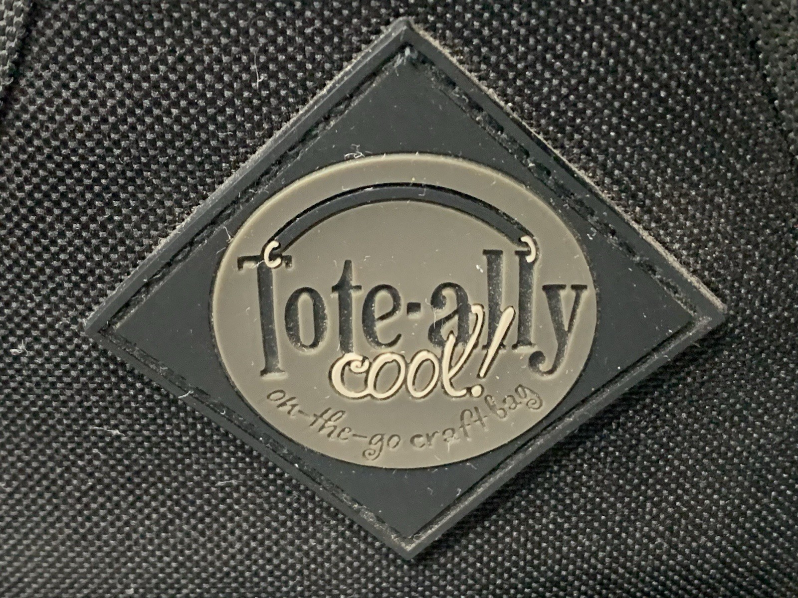 The Original II Tote-ally Cool Craft Tote The Memory Mate Bag & Crop In Style