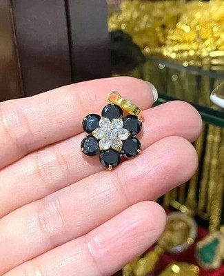 2Ct Round Cut Simulated Black Diamond Flower Pendant In 14K Yellow Gold Plated