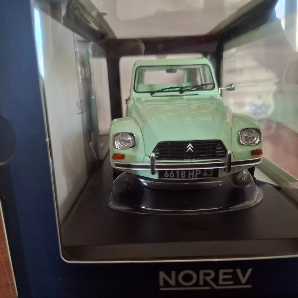 CITROEN Dyane 6 vert jade de 1983 NOREV 1/18e ref 181856 édition limitée 300 pcs - Photo 3/4