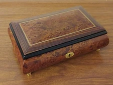 Vintage Walnut Burl Reuge Music Box Hand Crafted in Sorrento Italy w/ Brass Feet