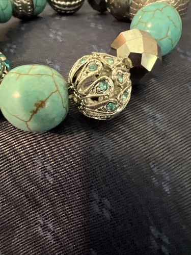 Bracelet Stretch Silver Tone Faux Turquoise Rhinestone Brass Tone Beads 8” Long - Picture 8 of 10