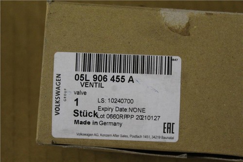Oil Pressure Regulating Valve VW Golf 2020 On 05L906455A New Genuine Part - Picture 4 of 4