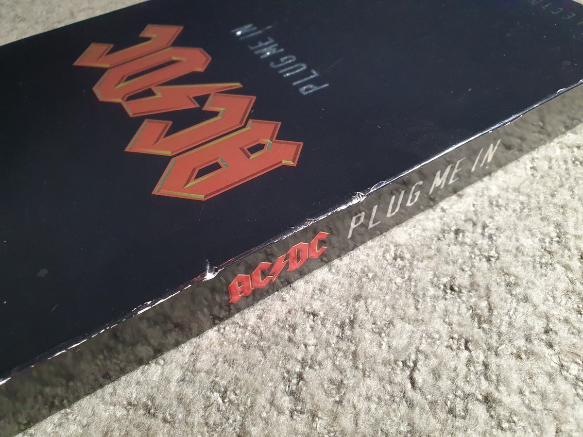 AC/DC Plug Me In DVD 3-Disc Collectors Edition Set | eBay