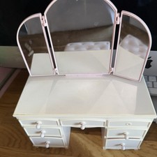 Sindy Dressing Table ottoman set 1983 Pedigre matching bed 